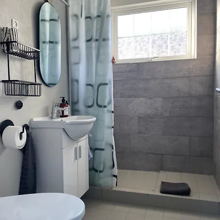 Lokke-bo Πανσιόν 4*